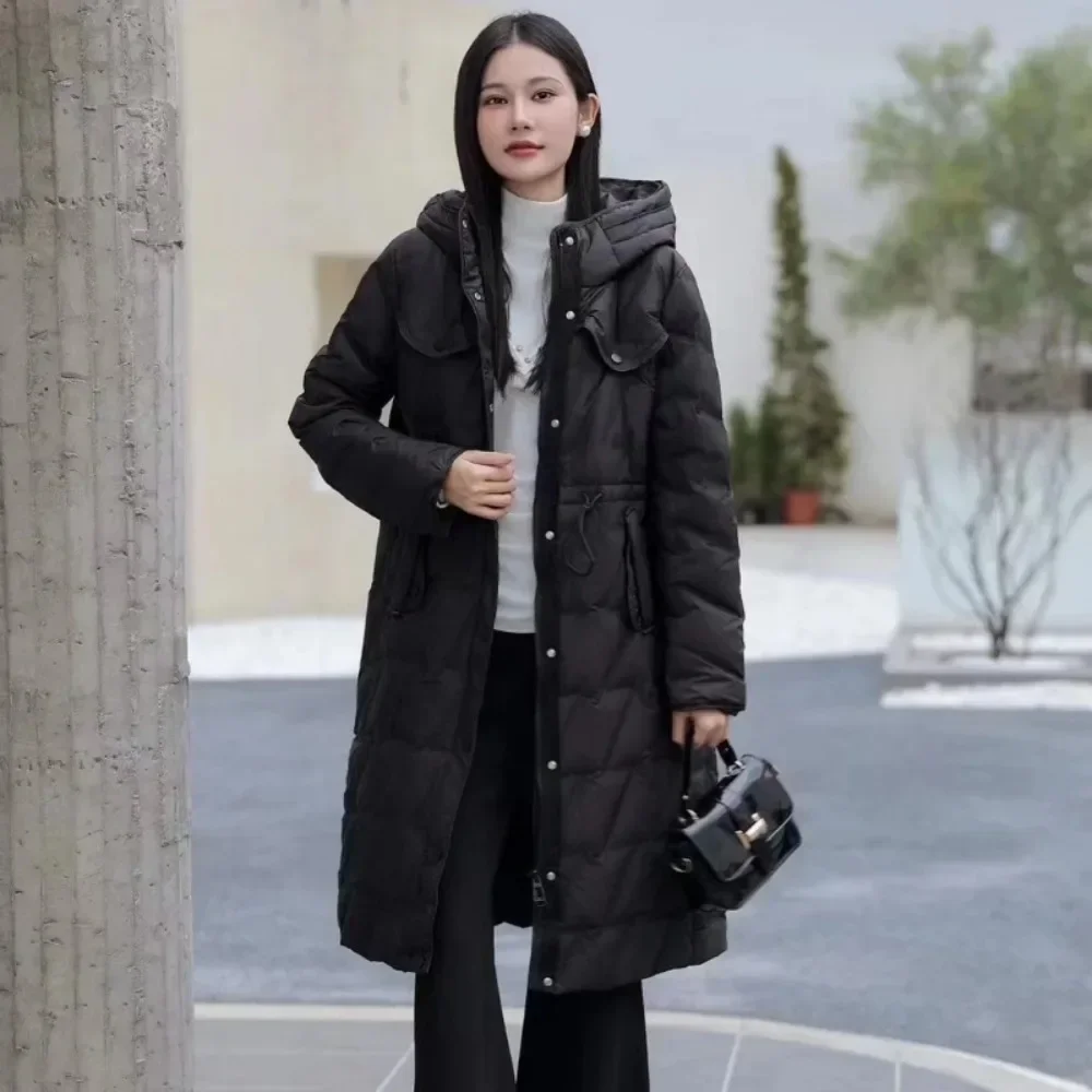 Lange Damen-Daunenjacke für Damen, 2025, Herbst und Winter, neuer Knie, schlanker warmer Mantel, Kapuze, Taille, lässiger Parker-Mantel, Street Fashion