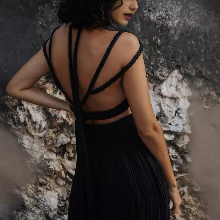 الربيع والصيف 2024 أوروبا والولايات المتحدة نمط جديد الأربطة مرونة انقسام تنورة دعوى فضفاضة عطلة المرأة قطعتين مجموعة