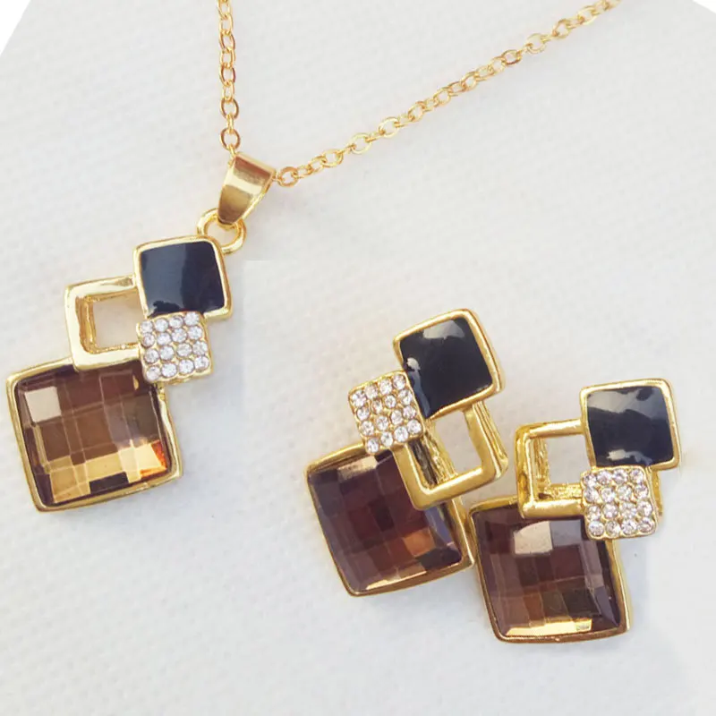 3PC Women's Fashion Transparent Crystal Stone Geometric Pendant Necklace Earrings Jewelry Set Outdoor Accessories Festival Gift