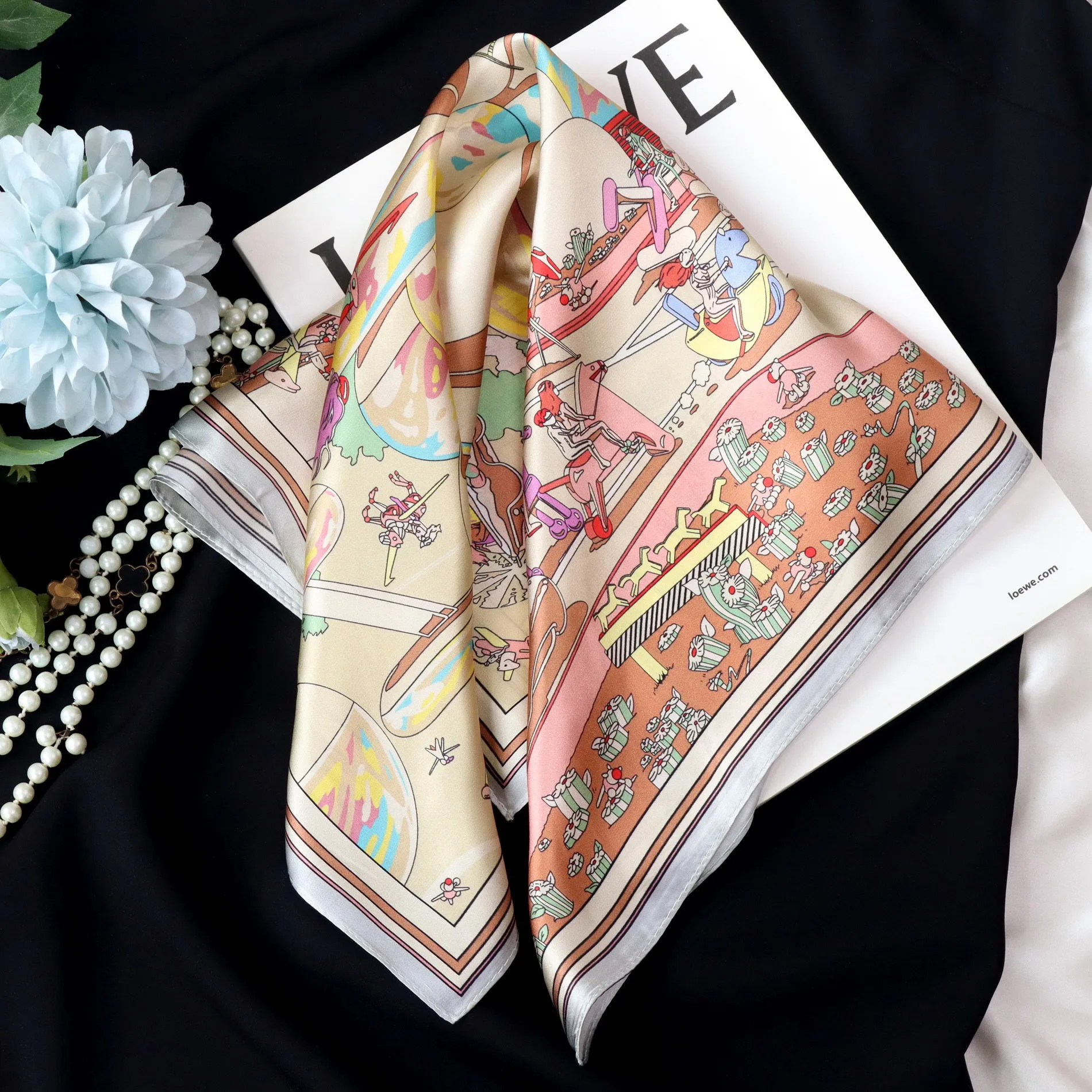 Мягкий шелковый шарф, роскошные дизайнерские квадратные банданы, шали, весенне-летние шарфы для женщин, платок Femme Lover, подарок для мамы