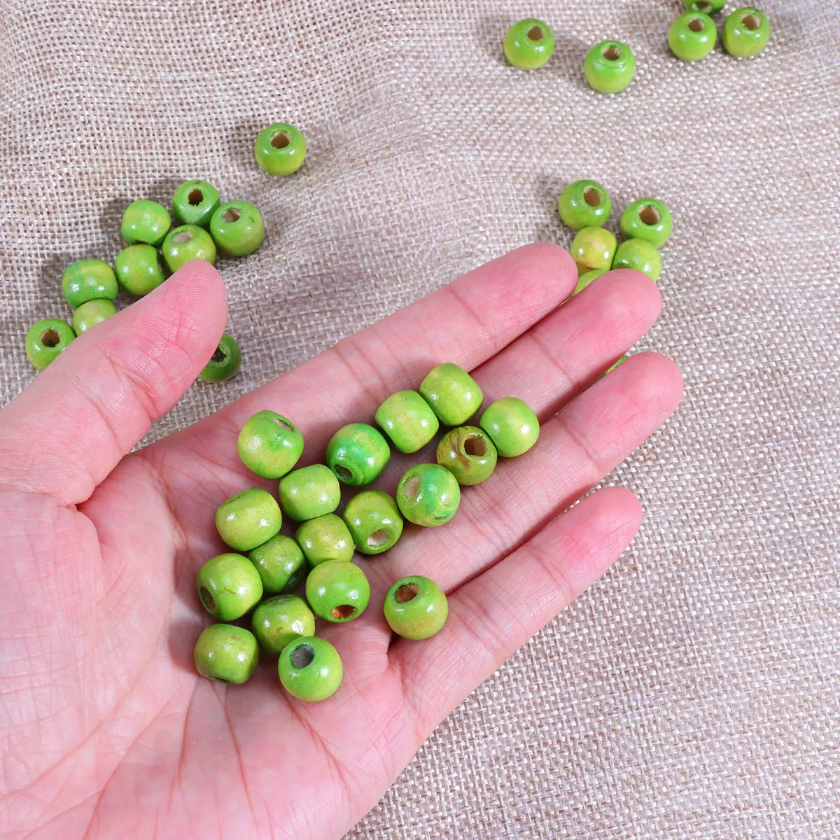 

100Pcs Wooden Dreamcatcher Beads 10mm Round DIY Accessories Manual Craft Supplies for Necklace Bracelet Home Decoration