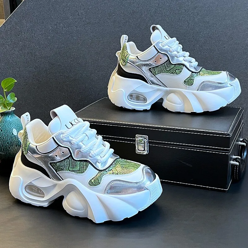 

Новое поступление, мужская модная повседневная обувь для папы, весенне-осенние роскошные дизайнерские молодежные трендовые белые кроссовки на толстой подошве на массивном каблуке