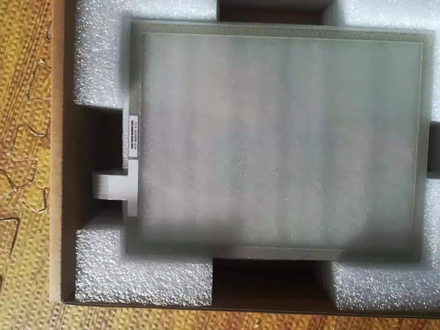 T080S-5RB004X-0A18R0-150FH touch screen