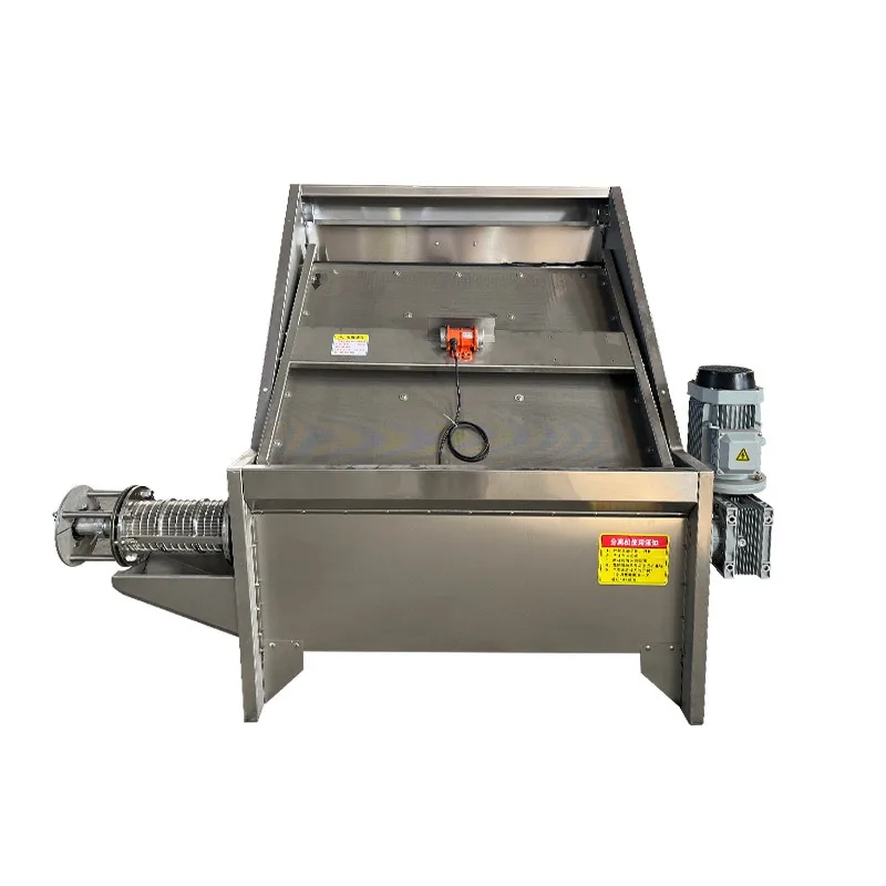Oblique sieve solid-liquid separator, pig, cow and sheep manure solid-liquid separator and dehydrator