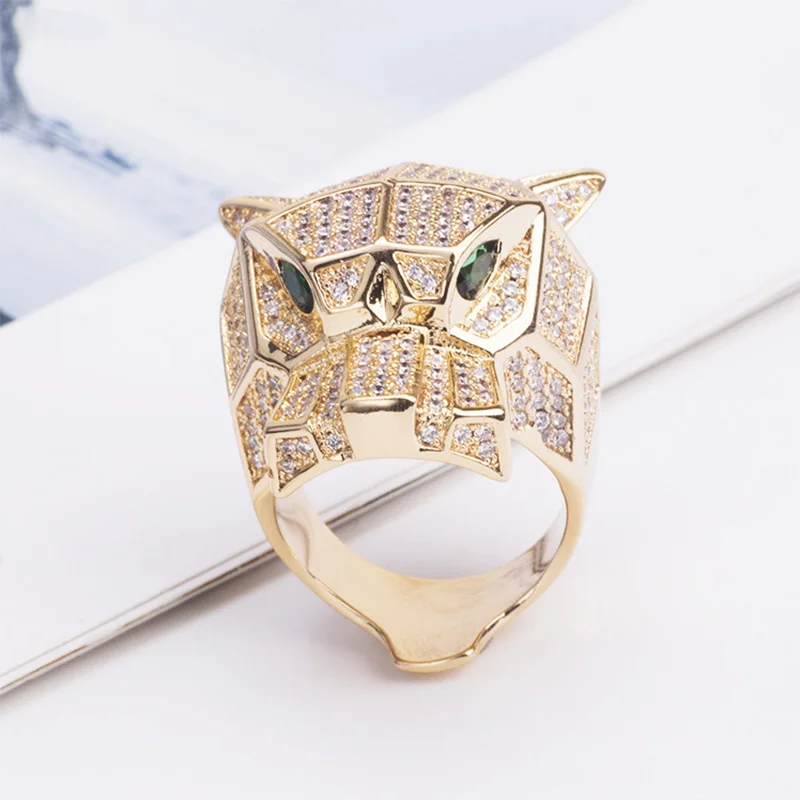 

Green-Eyed Leopard Titanium Steel Ring European American Fashion Retro Design Micro-Inlaid Zircon Luxury Accessory