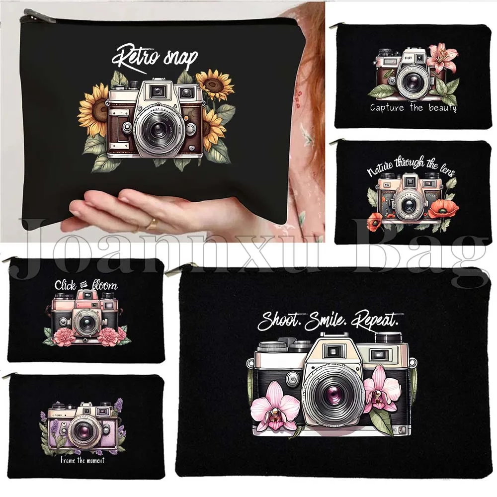 

Cute Floral Flashback Vintage Cameras Classic Retro Old Brown Leather Camera Canvas Cosmetic Makeup Toilet Bag Case Zipper Pouch
