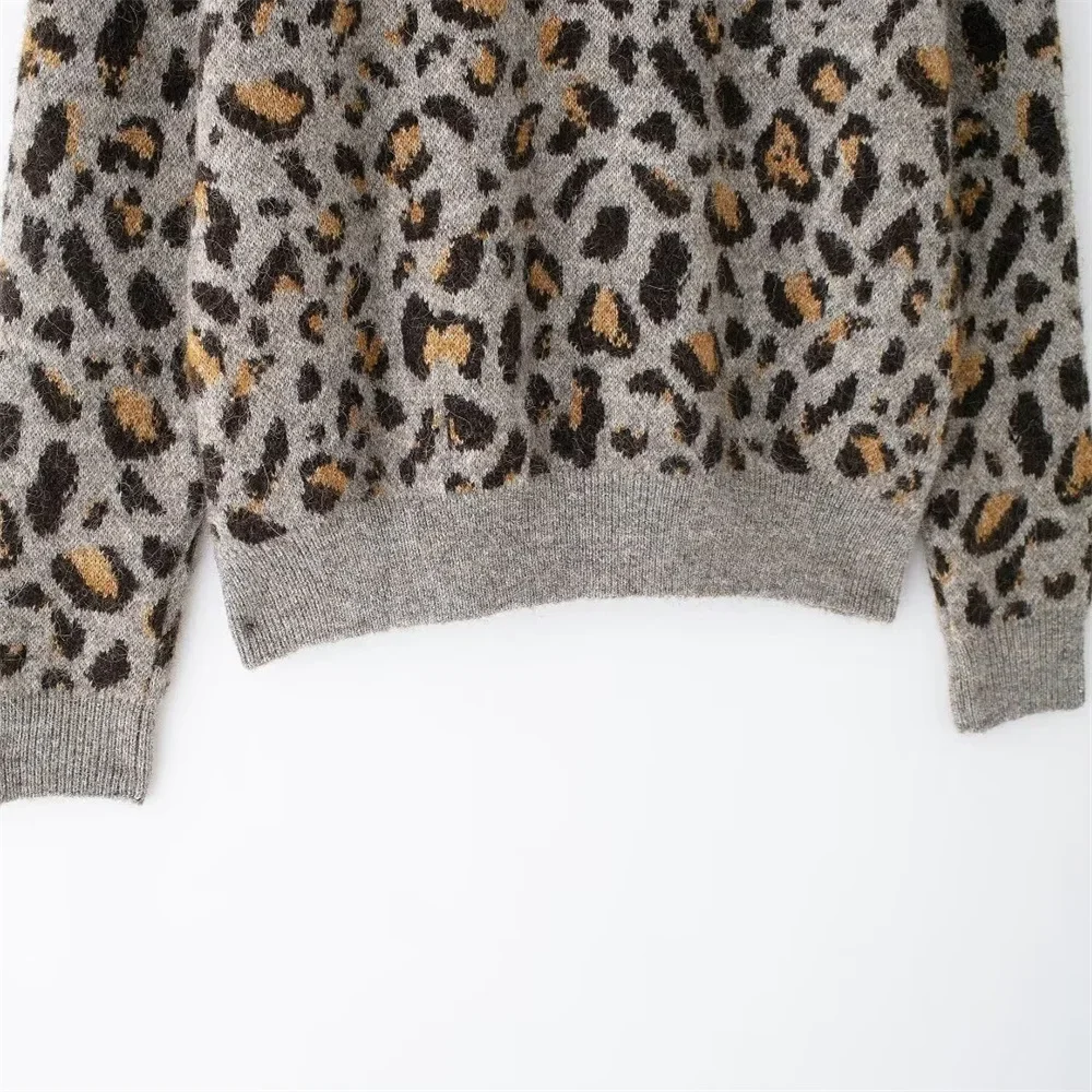 2025 herbst Neue frauen Faul Stil Lose Leopard Muster Tier Muster Rundhals Gestrickte Pullover