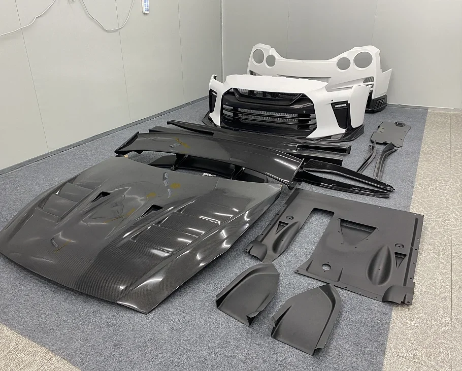 Brilliant quality Half carbon fiber body kit for GTR 35 top secret Perfect fitment