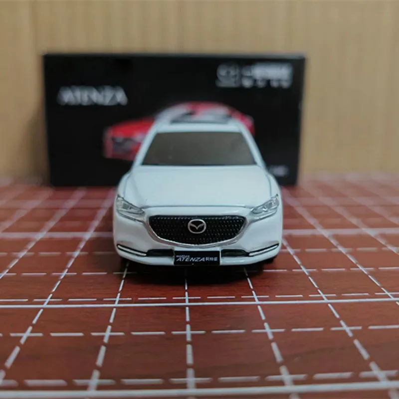 

Original 1:64 ATENZA 2020 Alloy Car Model Static Collection Decorated Holiday Gifts Toys