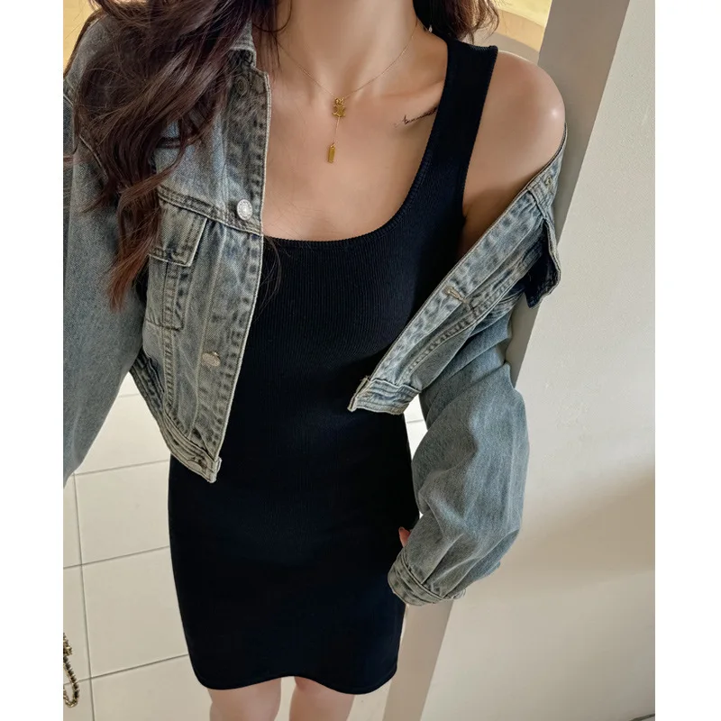 Seksowna sukienka z czystymi szelkami z seksowną dziewczyną slim fit i wąskimi wewnętrznymi biodrami bez rękawów 2025 wiosna i lato nowa spódnica