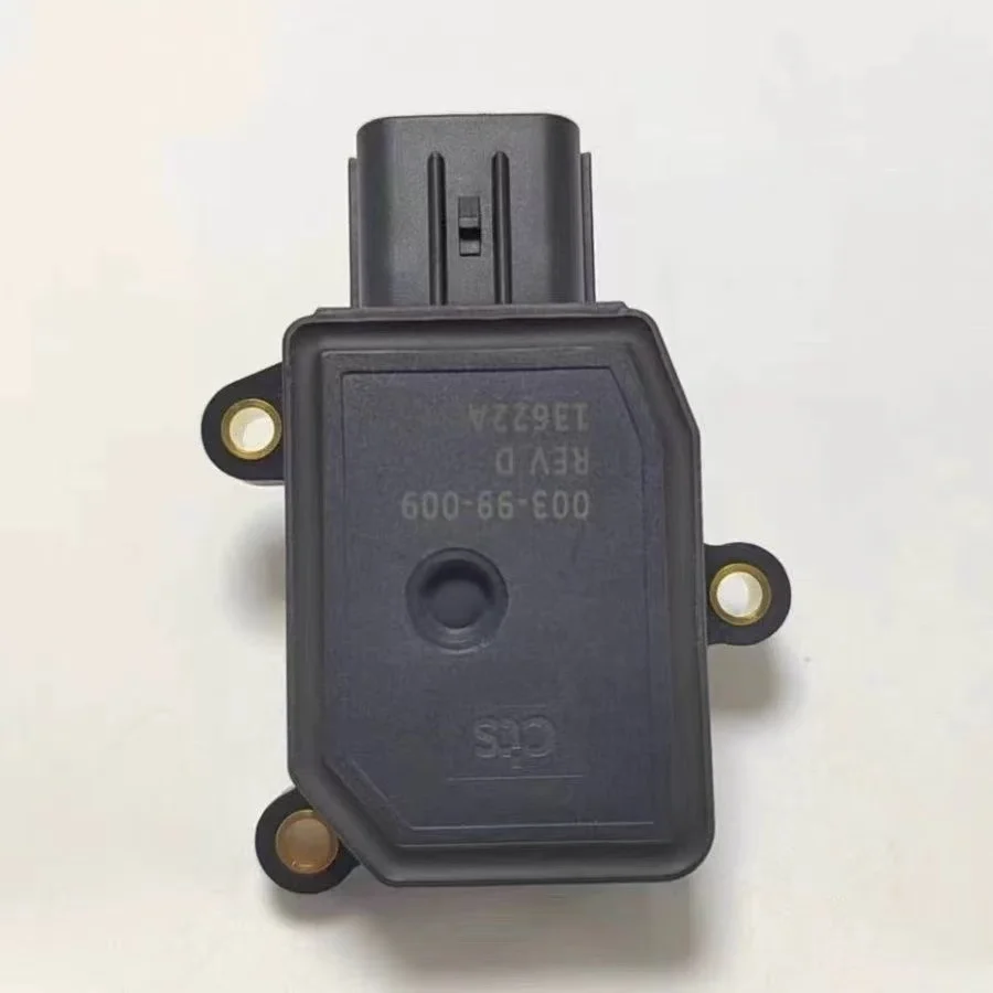For Voge LX300R/RR/DA/GY/AC 500 intake pressure throttle valve three in one sensor view 3