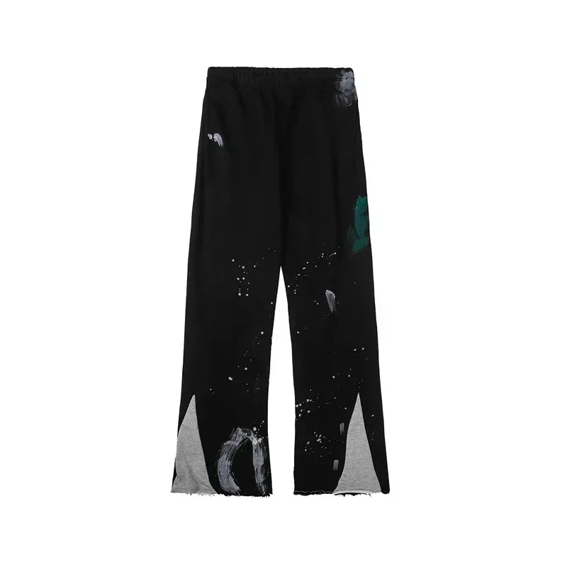 Nieuwe herenjoggingbroek uit 2025, van een modemerk is een klassieke stijl, gesplitst met graffiti-letterprint en losse broek