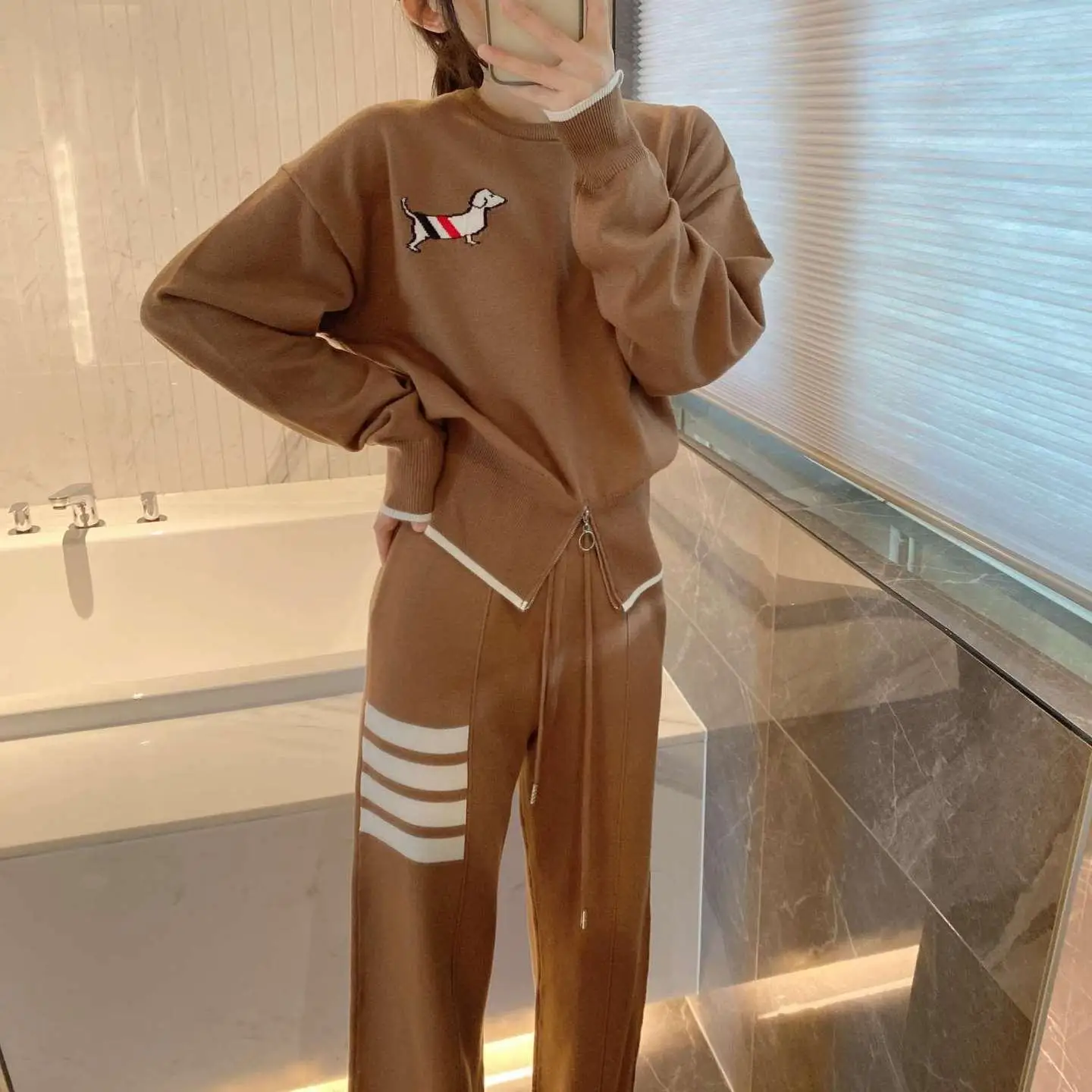 عالية الجودة جولف سترة المرأة ملابس غولف 2025 ربيع جديد بدل غولف البلوز غير رسمي + جولف السراويل قطعتين مجموعة ملابس الغولف النسائية