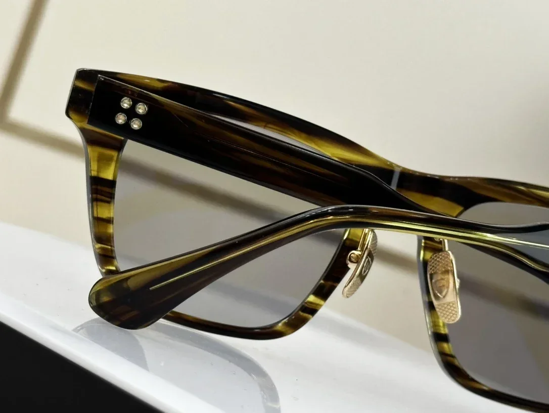 DT THAVOS DTS713 Hochwertige Sonnenbrille für Herren, Titan-Stil, modisches Design, Sonnenbrille für Damen, mit Box