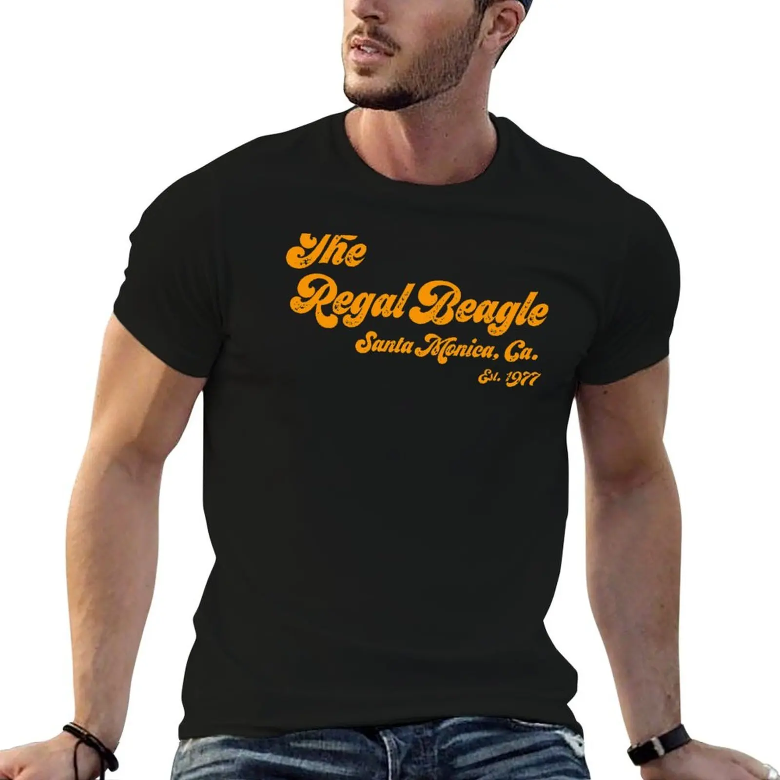 The Regal Beagle - Santa Monica, California Pub - Est. 1977 T-Shirt Summer Sports Quick Dry T-Shirt