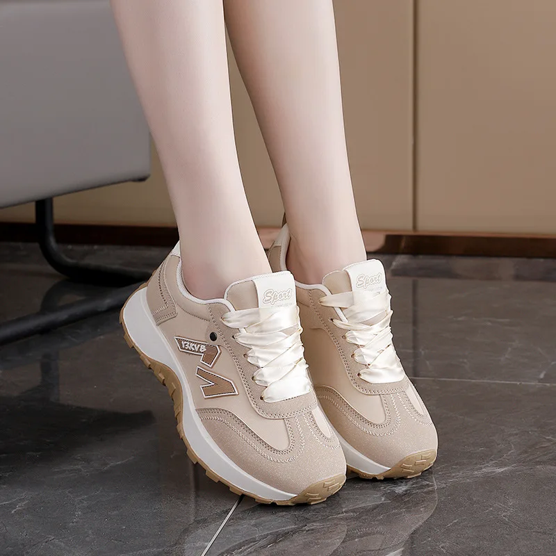 

Durable Spring Autumn Sports Shoes Casual Height-Increasing Fashionable Sneakers Trend among Young Middle-Aged People