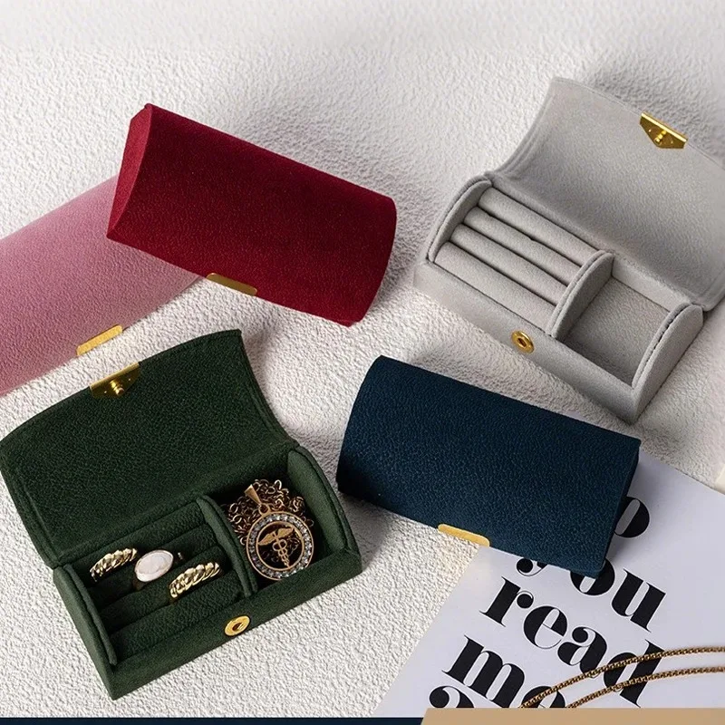 

Дорожный футляр для ювелирных изделий, портативный бархатный органайзер, кольца, серьги, коробка для хранения, идеальный подарок для женщин, незаменимый для путешествий