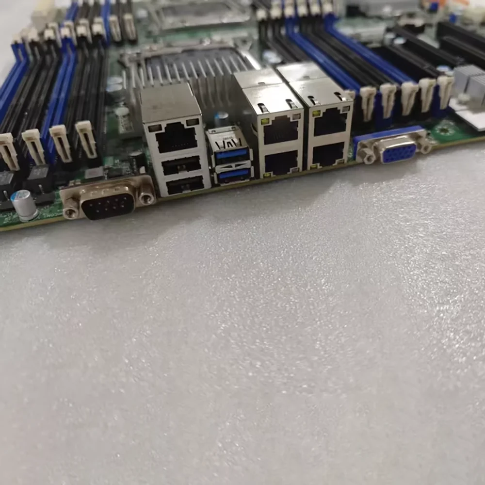 The server motherboard X10DRC-LN4+
