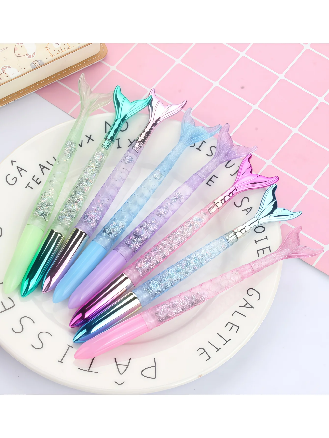 New Style Fresh & Girlish Student Writing Pen, Creative Gradient Fish Gel Pen with Shimmering Pink Texture