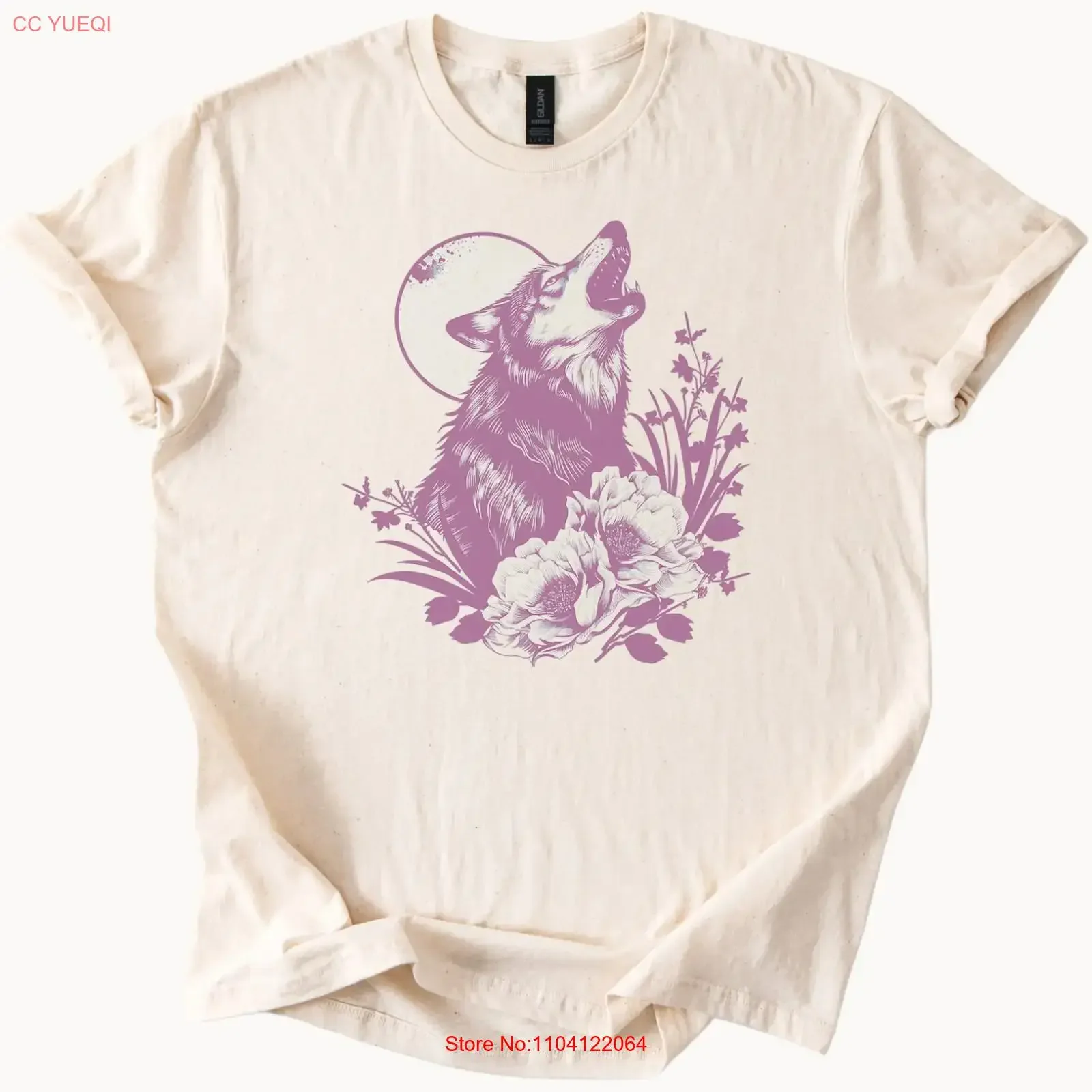 Camiseta Floral con Diseño de Lobo y Luna, Arte Animal y Natural, Color Crema, Estilo Vintage Lavado, Streetwear Casual Versátil, Ligeramente Masculino