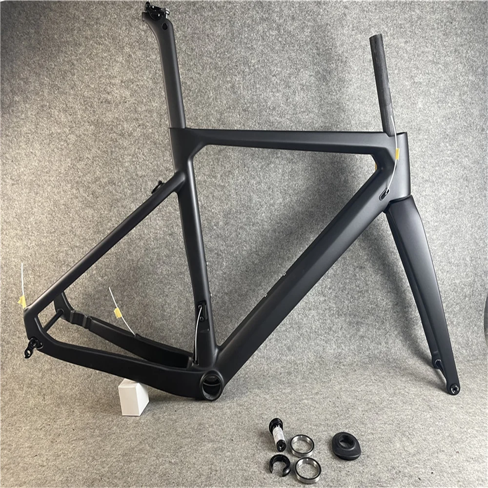 Wholesale Carbon Road Frame Disc Brake Internal cable BB386, Fork, Seatpost, Seat Clamp, Headset, Thru Axles