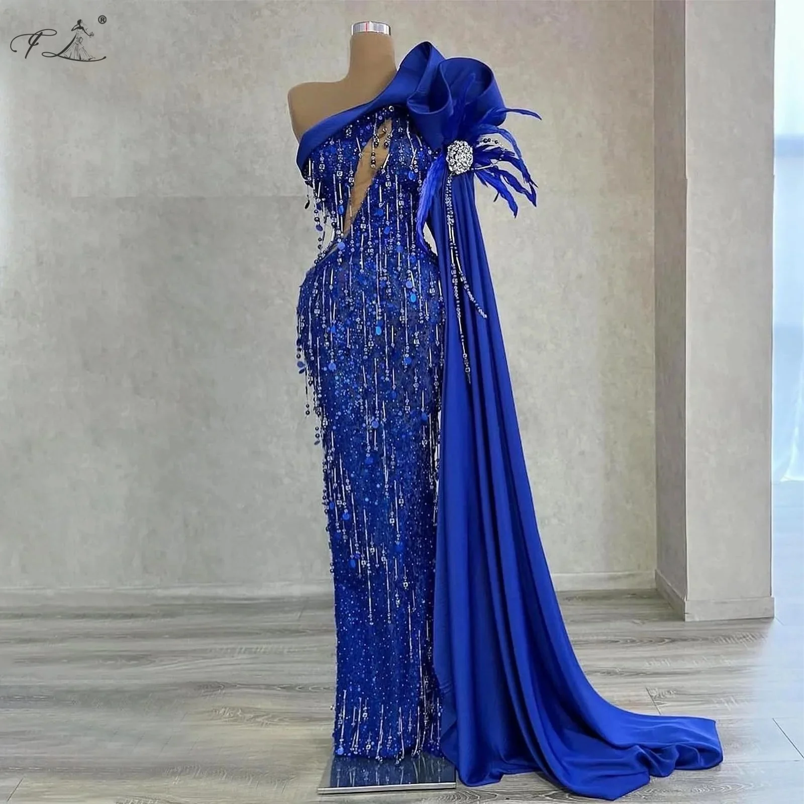New Evening Gown With Sequins Small Beads Shoulder Train Ruffled Feather Neckline Royal Blue Custom-Made 2025 Women's Dress