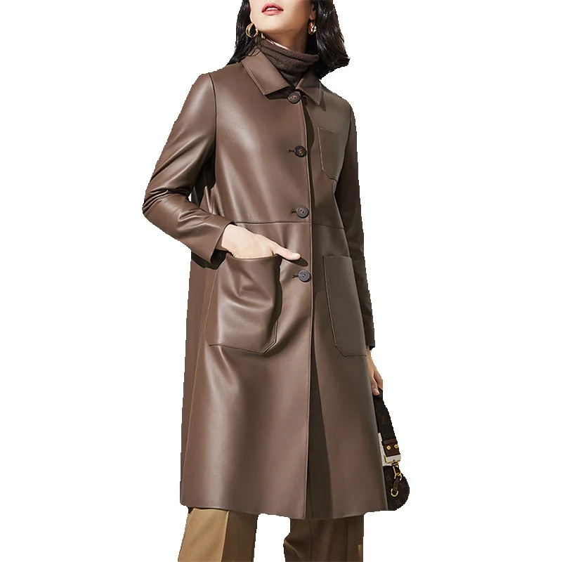 Exquisite Lapel Short Sheepskin Jacket With Loose Fitting Leather Silhouette