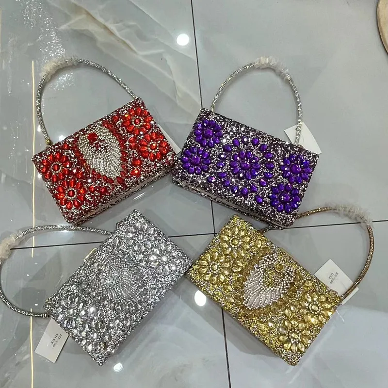 

Women's Crystal Evening Bag Retro Beaded Clutch Bags Female Purse Wedding Party Bag Rhinestone Small Chain Shoulder Bags