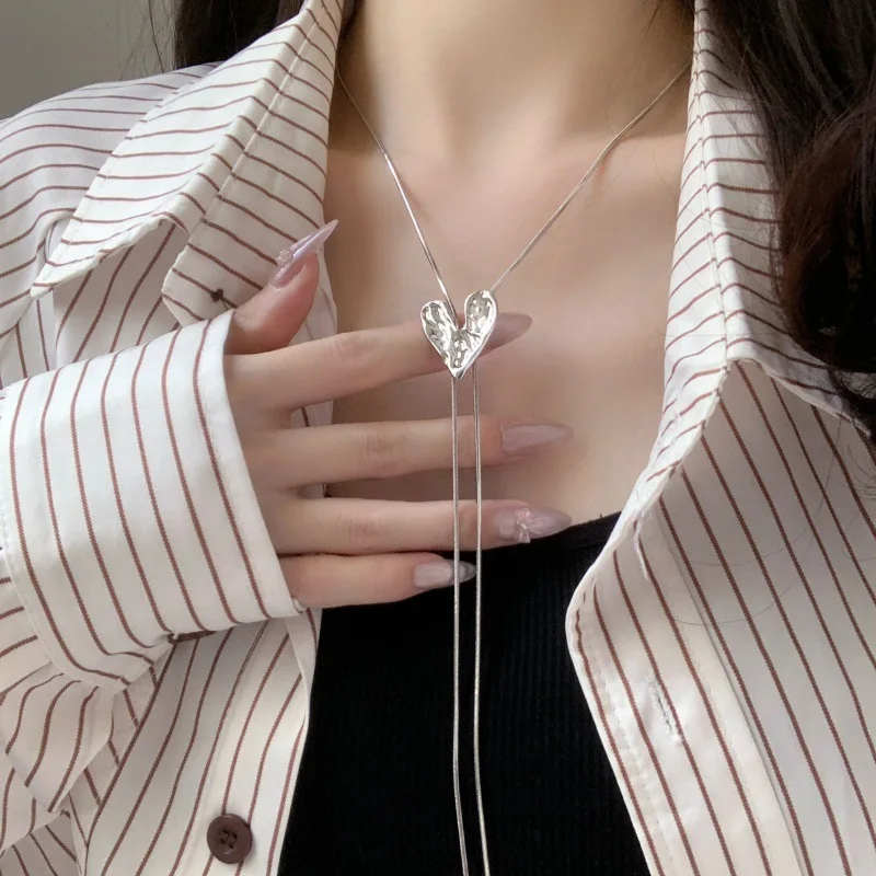 Liquid Metal Irregular Silver Color Love Heart Tassels Necklace for Women New Trendy Personalized Clavicle Chain Charm Jewerly
