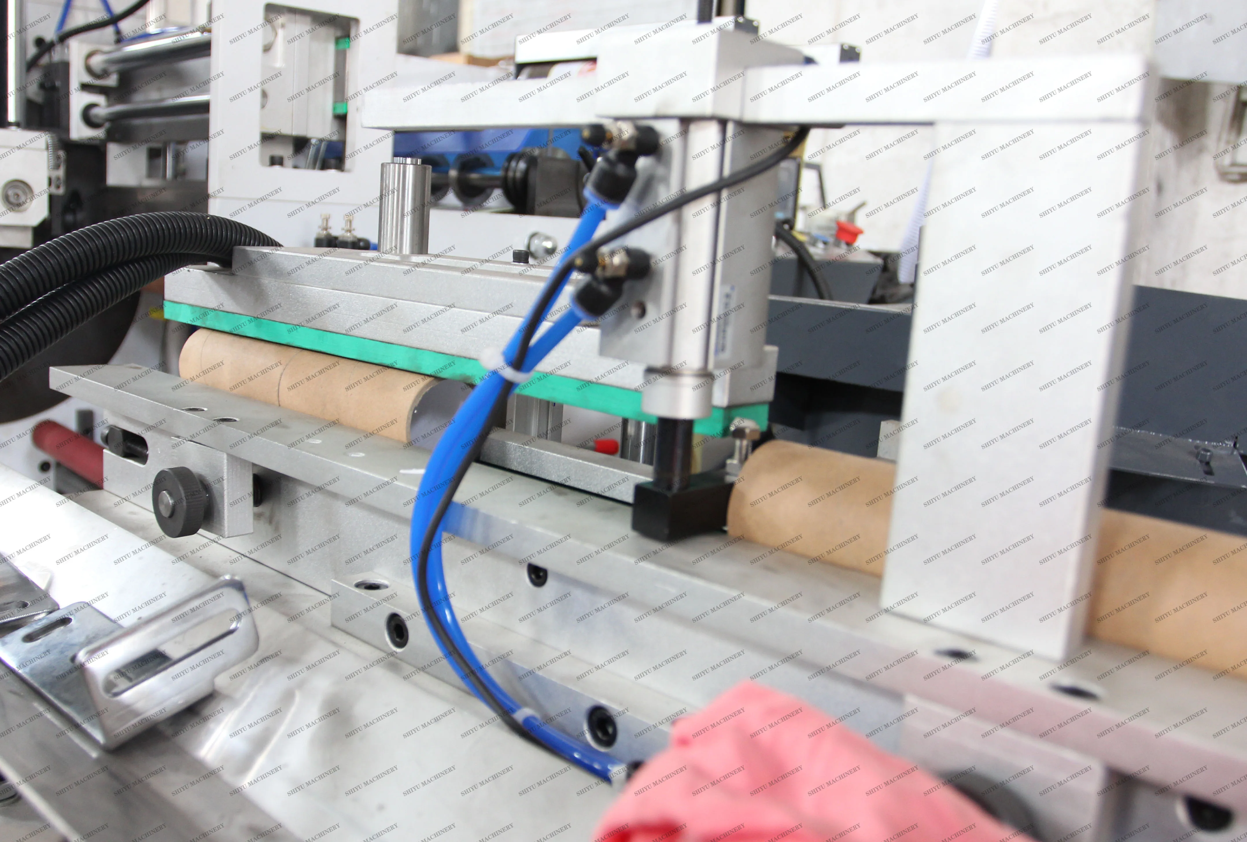 Full Automatic Label Slitting with Turret Rewinding Machine for Efficient Label Sticker Paper Processing