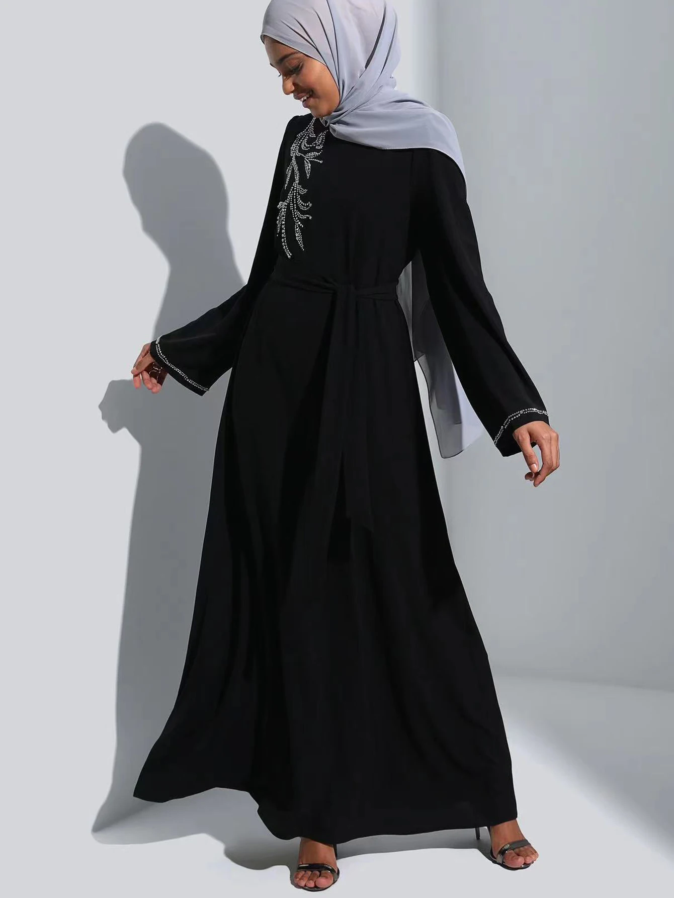 Muslim Fashion New Style Gown Women\'s Fashion Gown Türkiye Arabia Dubai Gown Dubai Hot Sale Diamond Dress