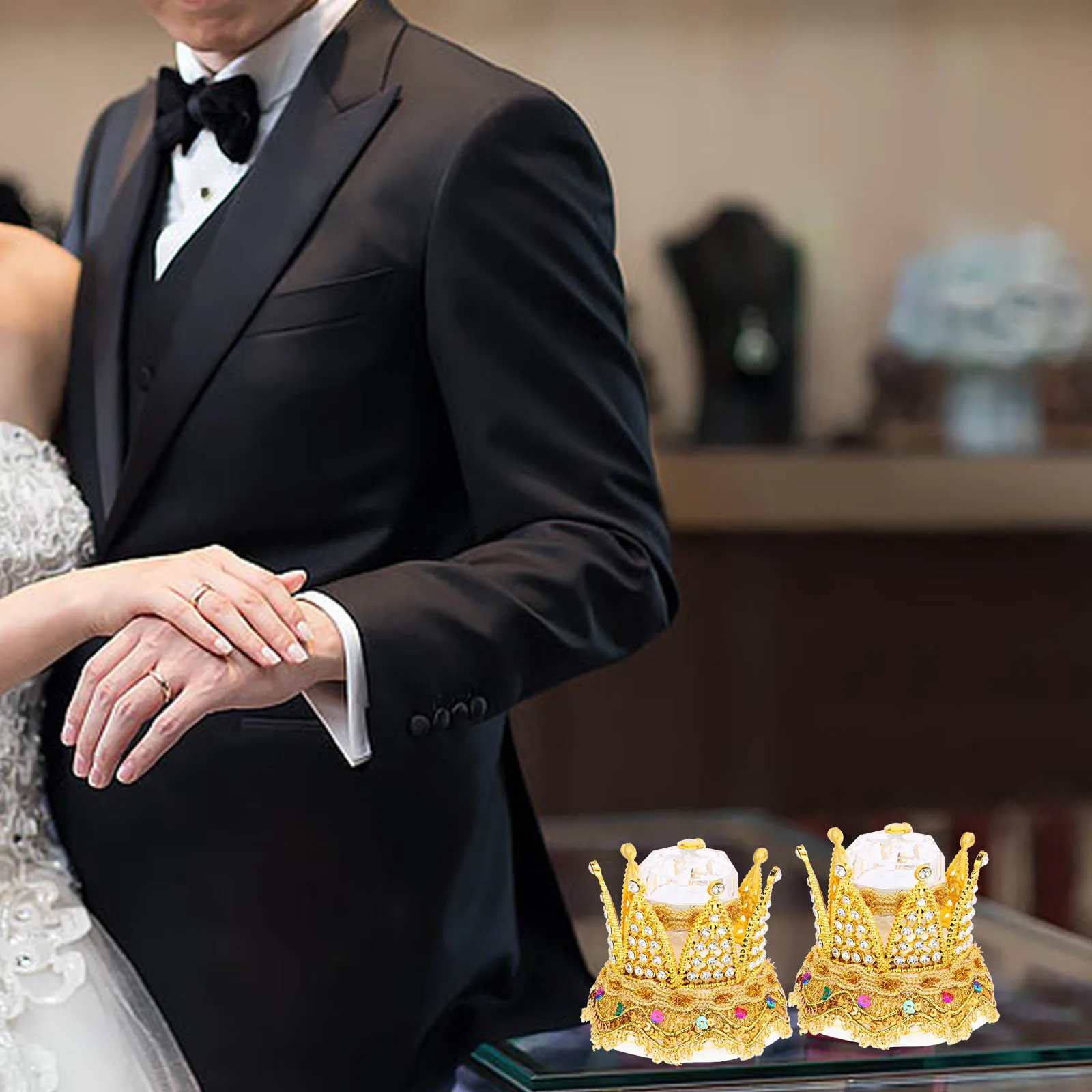 

Wedding Ring Small Ring Box Crown Shaped 5980 Golden Portable Compact Jewelry Case for Rings Travel Ceremony Holder