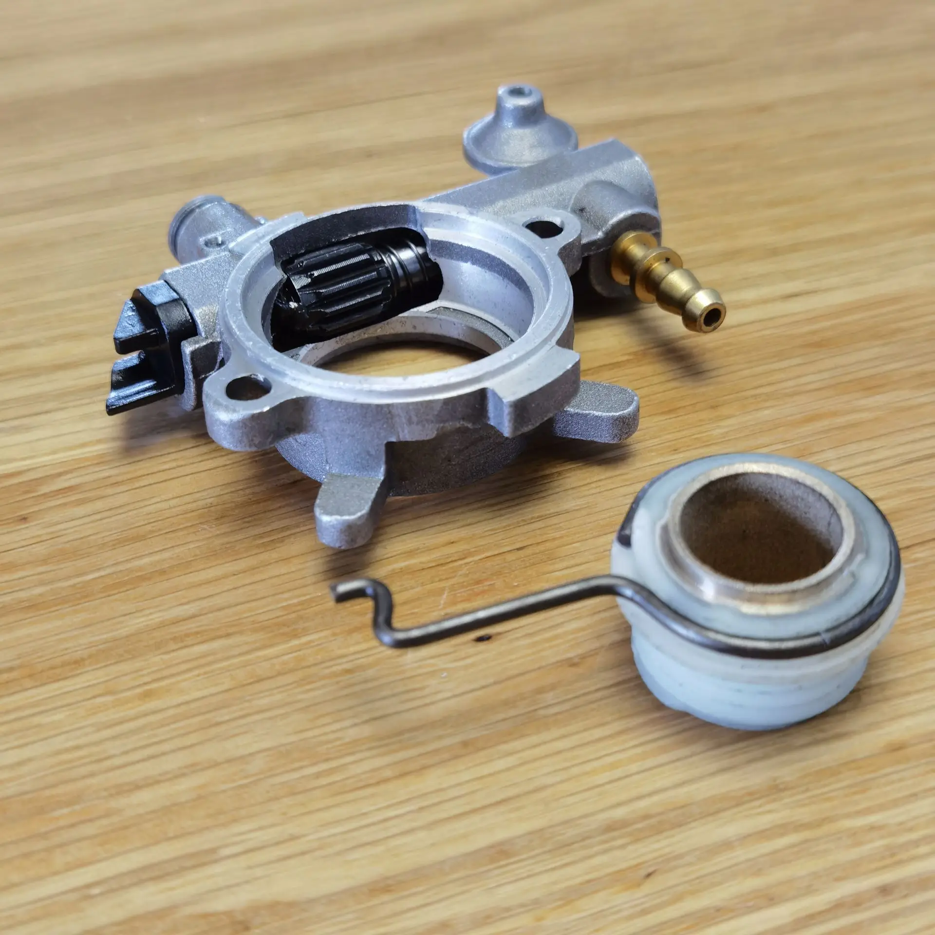 MS360 Oil Pump Fits For Stihl 034 036 MS340 MS360 Replace OEM