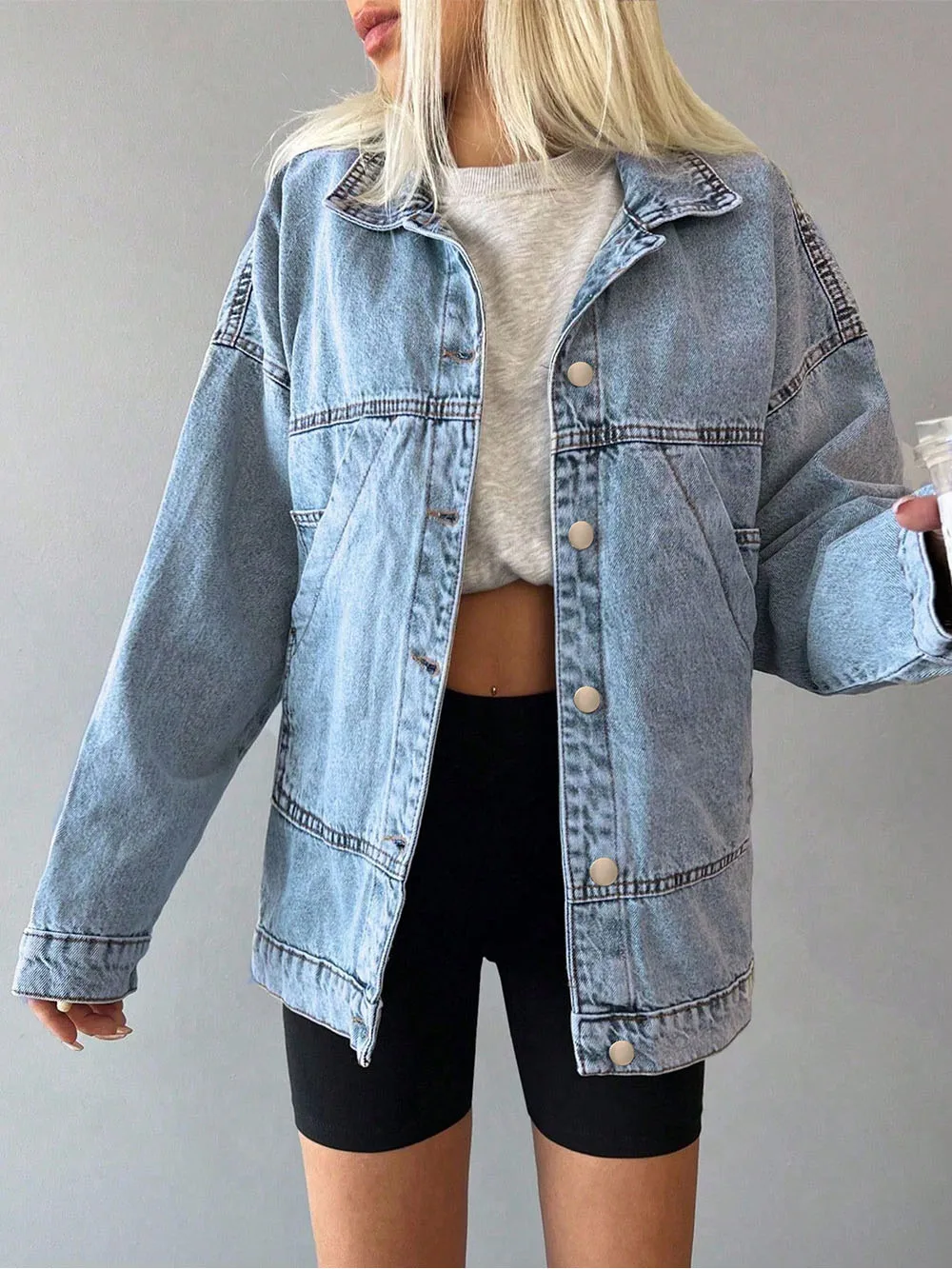 

New Hot Sale Spring Summer Light Blue Women Denim Jacket Casual Loose Vintage Jean Coat Fashion Streetwear Outwear For Ladies
