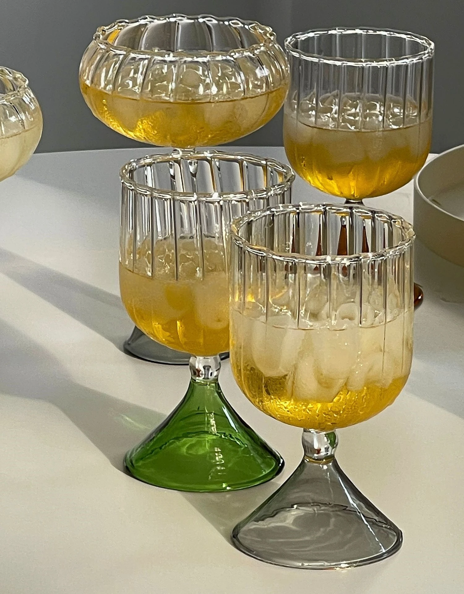 

Creative Ins Korean Style Wine Glass, Colored Glass, Juice Ice Cream Cup, Vintage Cute Water Cup, Summer Household