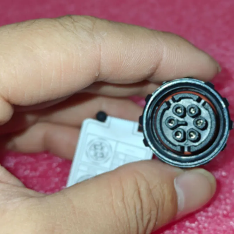 

6 Pin Chrysanthemum RS 485 Communication Terminal Block AC Terminal Conenctor For Goodwe MT HT Models Inverter