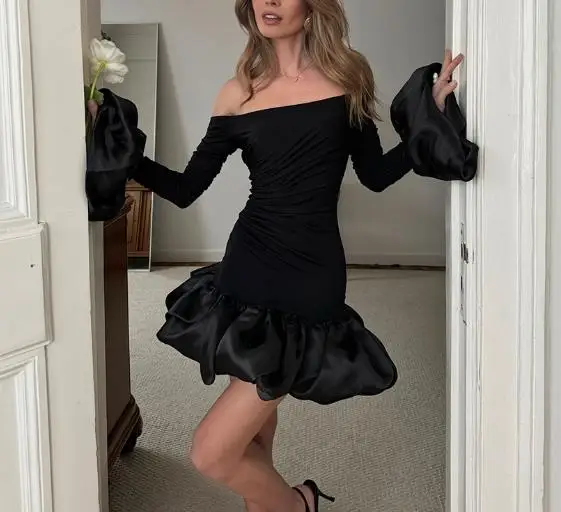 

2026 Spring New Fashion Casual Elegant Black Sexy Backless Knitted Slim Fit Long Sleeved High Neck Dress Female Clothing