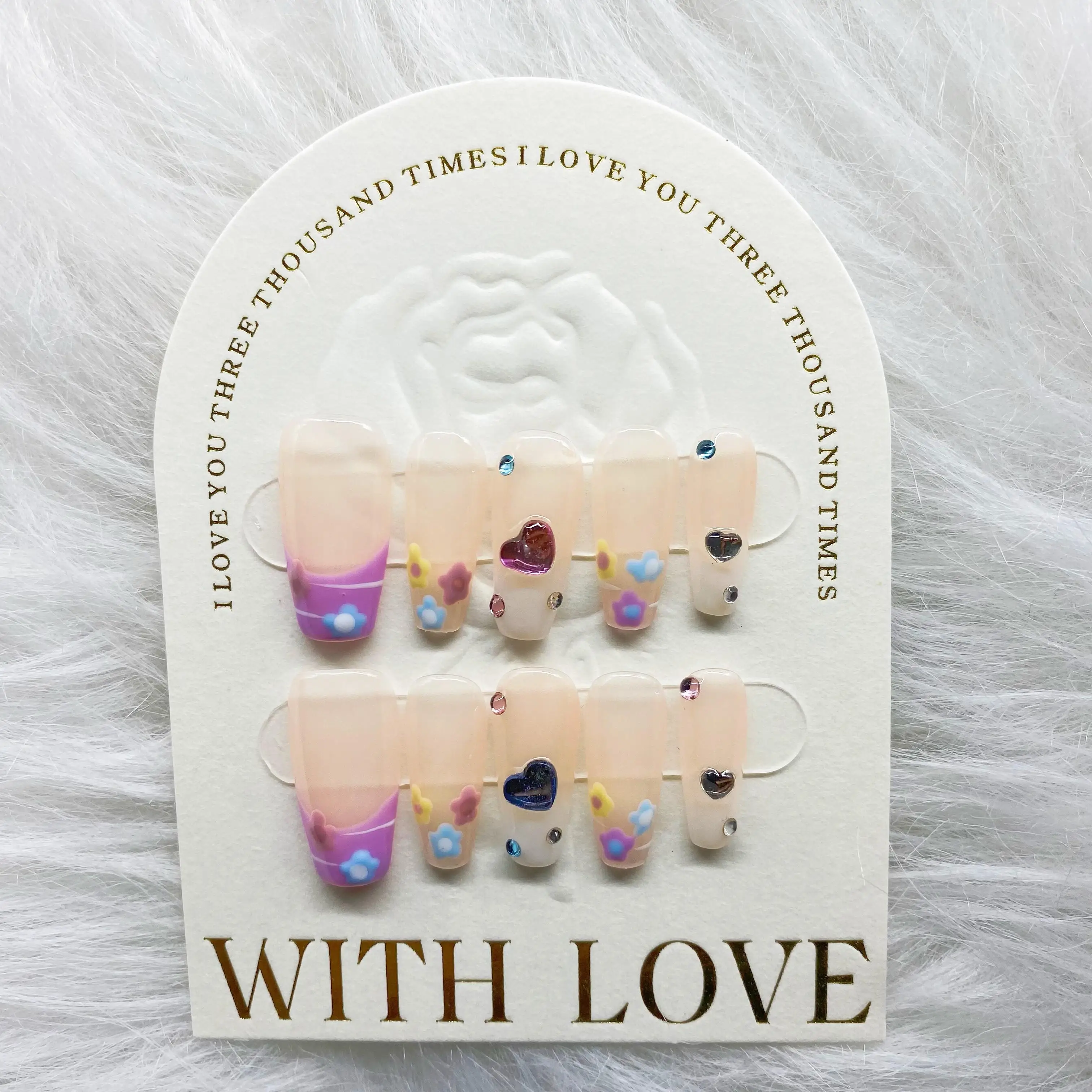 Middellange Franse handgeschilderde kleurrijke bloemen Afneembaar Herbruikbaar Hoge kwaliteit Elegant Wit Handgemaakte pers op nagels.No.C138