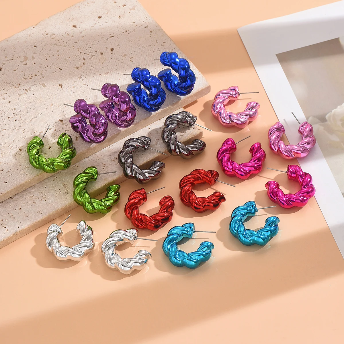 Bohemia Metallic Color Acrylic Y2K Stud Earrings for Women Fried Dough Twists C type Women's Earrings Party Jewelry Gift