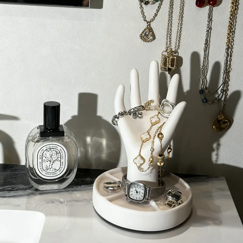

1 шт., современная художественная стойка для хранения ладоней, дома, гостиной, спальни, роскошное настольное кольцо, ожерелье, украшение для стойки для ювелирных изделий