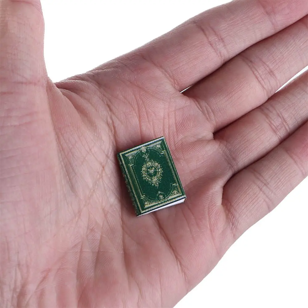 

Pretend Play European Style Retro Vintage Mini Books Dollhouse Decoration Miniature Notebook