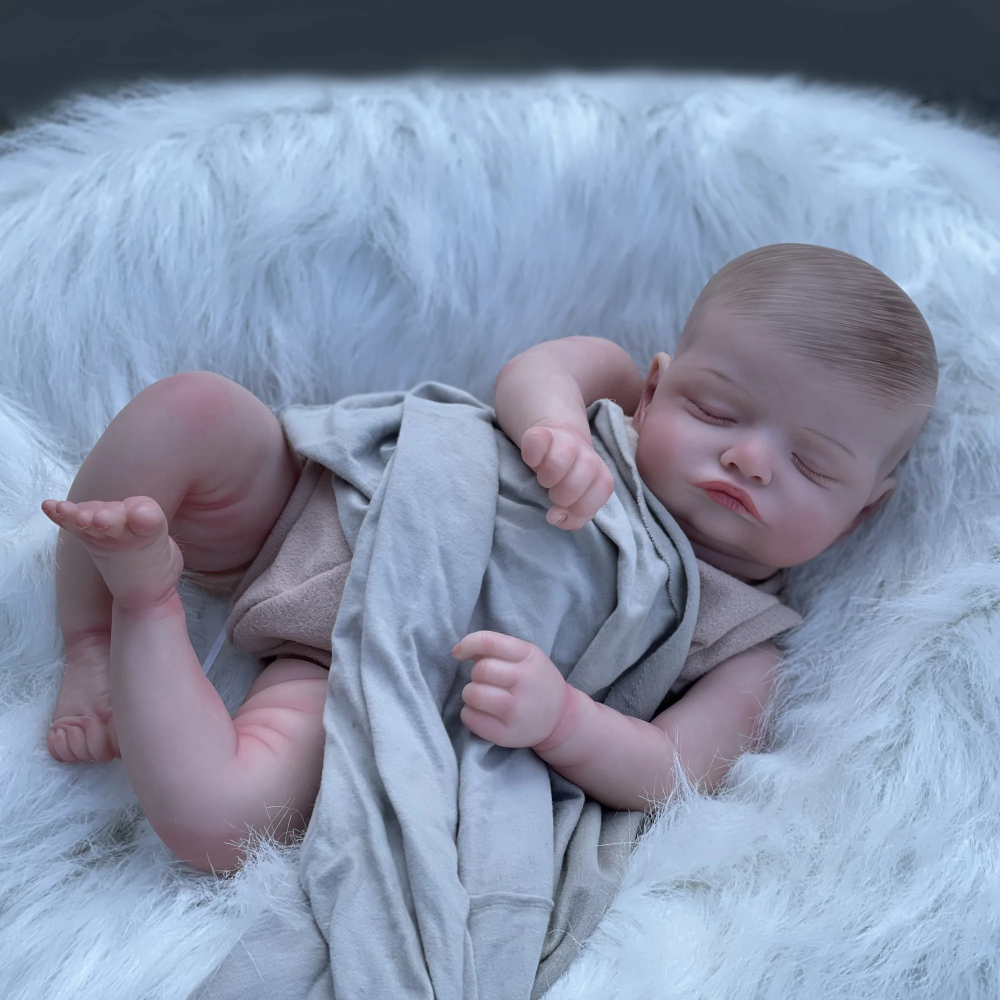 

45cm Cuddly Rosalie Bebe Reborn Boy 3D Painted Skin Handmade Lifelike Newborn Baby Doll muñecas reborn