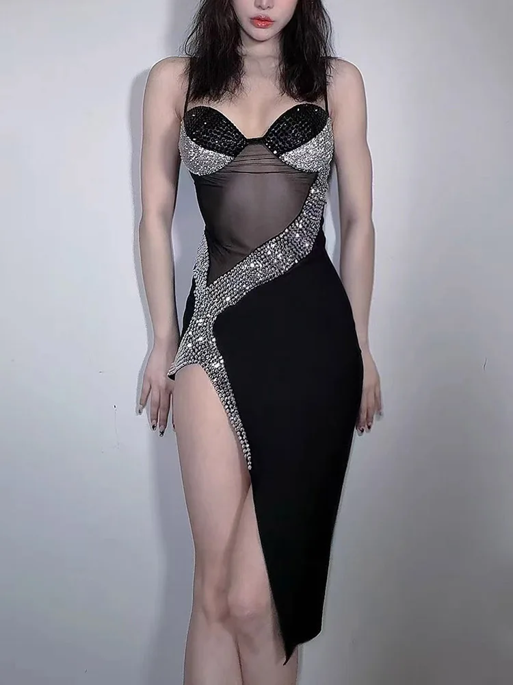 Wysokiej jakości tłoczona na gorąco seksowna sukienka z szelkami elastyczna nieregularna sukienka 2025 nowych moda niestandardowa odzież damska