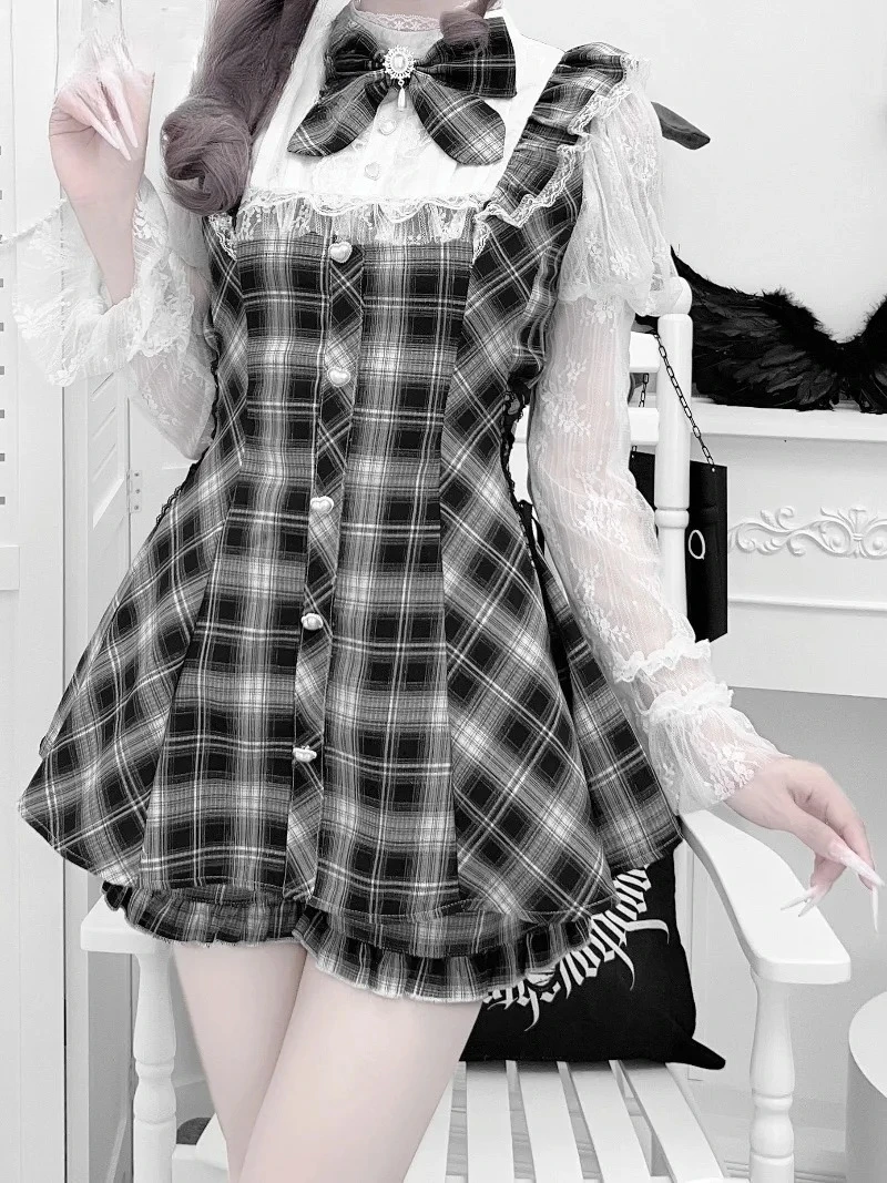 ชุดเซ็ตสองชิ้น เดรสเอวสูงและกางเกงขาสั้น สไตล์สาวหวาน ชุดสูทญี่ปุ่นแท้ คอตั้ง แต่งผ้าลูกไม้แขนยาว แต่งโบว์