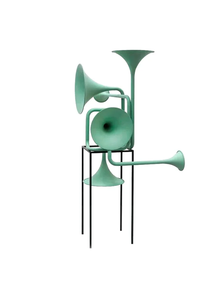 Horn ornaments, model house, iron art sculpture, art creativity, home hall, floor-to-ceiling metal soft decorations