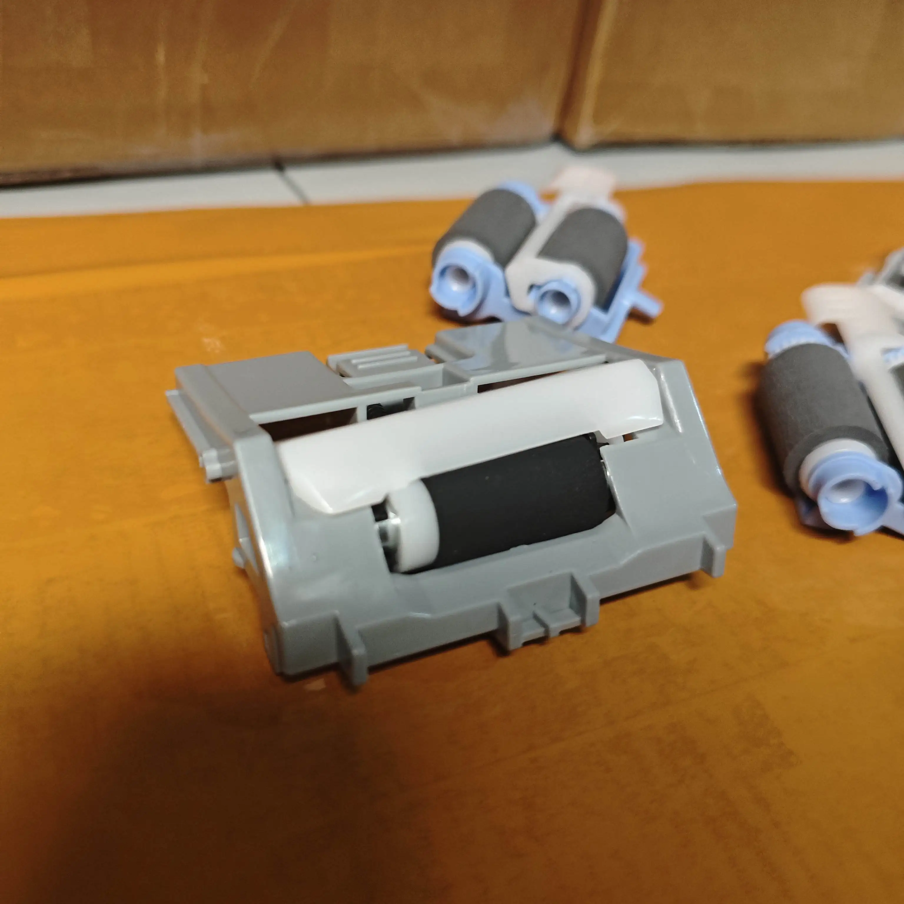 

10sets F2A68-67913 RM2-5752-000 Separation Pickup Roller for HP M501 M506 M507 M527 M528 for CANON D1620 D1650 LBP312