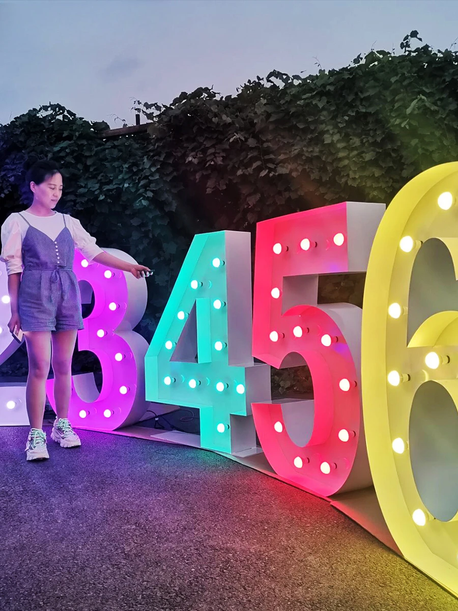 

LOVE oversized letter light outdoor custom LED metal number 100 three-dimensional word wedding celebration party ball bubble lig