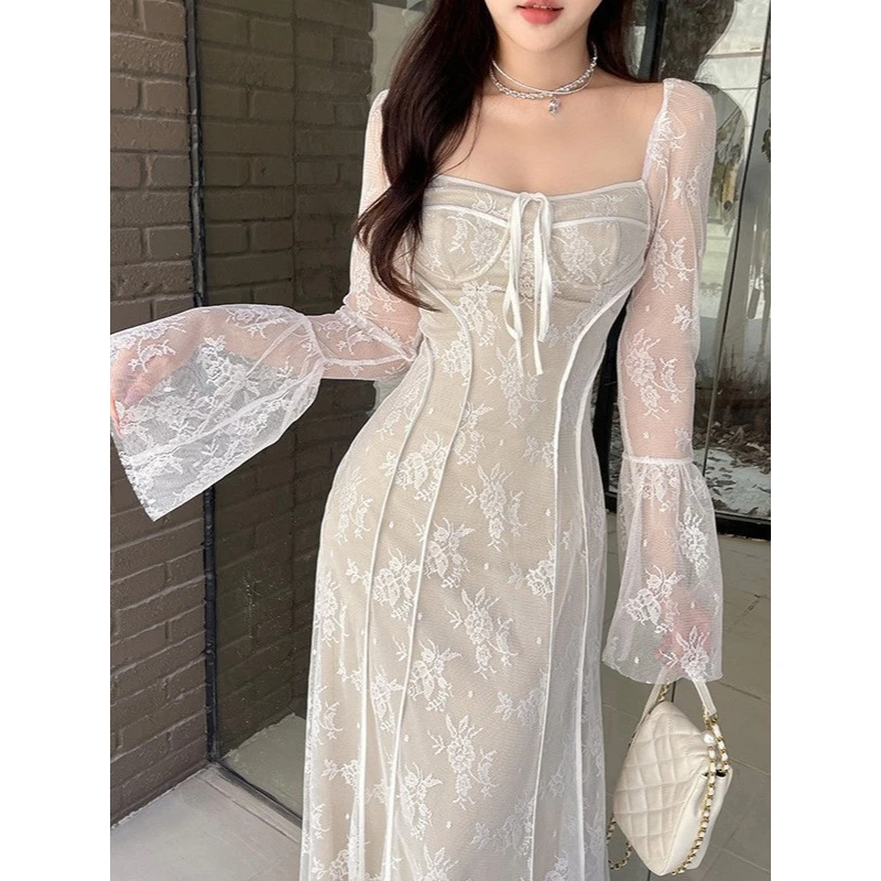 กระโปรงทรงเอ ยาว ผ้าลูกไม้ ดีไซน์เซ็กซี่  สำหรับสาวมั่นใจ  คอปกตุ๊กตา  ทรงเข้ารูป  สำหรับเดินทาง