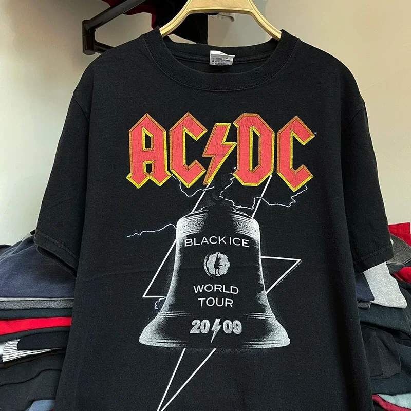 ACDC Heavy Metal Rock Vintage Style Short-Sleeved T-Shirt Loose Fit Trendy Design for Men And Women.oversized vintage washed tee,heavyweight 240g cotton t-shirt, drop shoulder tee, acid wash t shirt, distressed retro tee                                  .