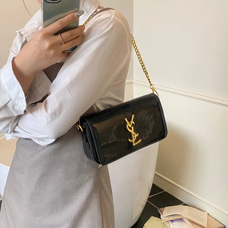 

2025 Summer Women's Square Bag Fashion Minimalist Chain Strap Shoulder Crossbody Commuter Handbag Casual Stylish